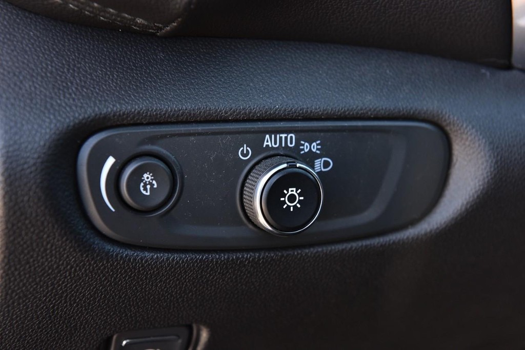 Chevrolet Blazer Vehicle Image 11