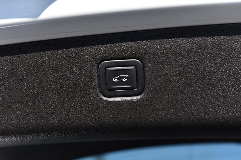 Chevrolet Blazer Vehicle Image 24