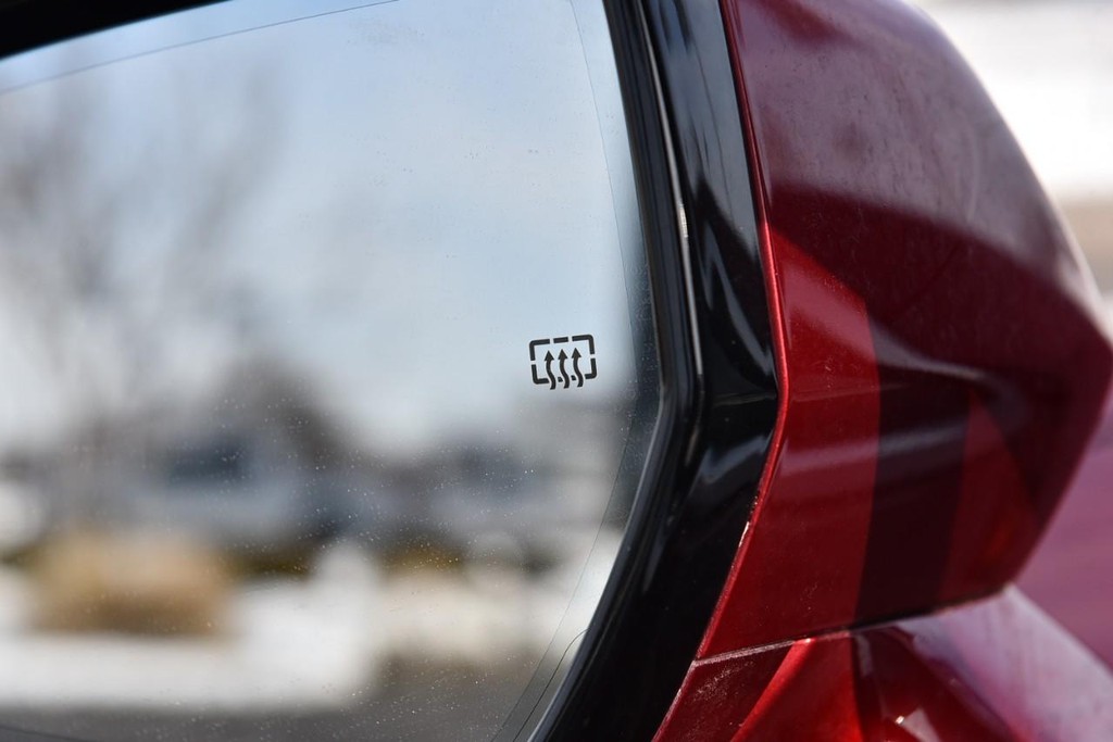 Cadillac XT4 Vehicle Full-screen Gallery Image 10