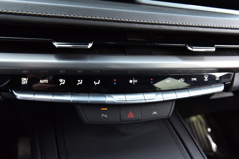 Cadillac XT4 Vehicle Image 15