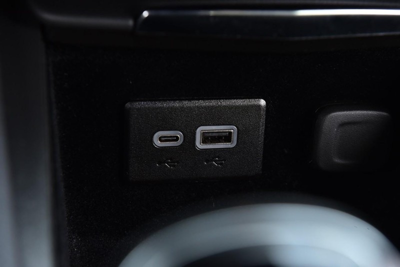 Cadillac XT4 Vehicle Image 16