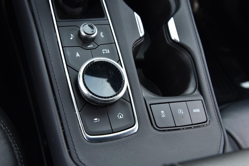 Cadillac XT4 Vehicle Image 17