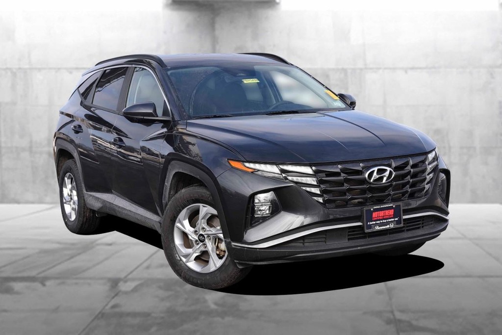 Hyundai Tucson Vehicle Full-screen Gallery Image 2