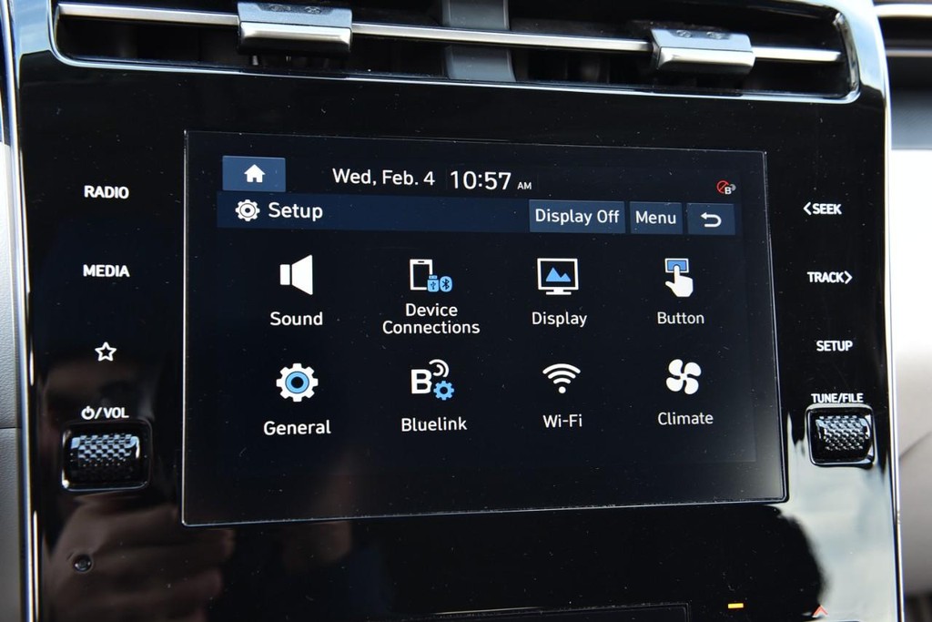 Hyundai Tucson Vehicle Full-screen Gallery Image 13