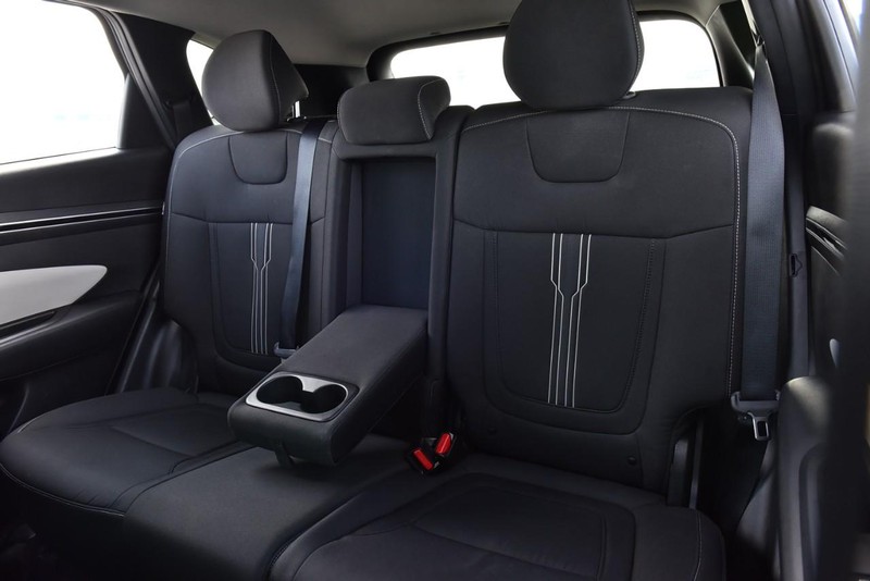 Hyundai Tucson Vehicle Image 22