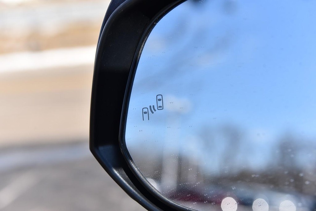 Toyota RAV4 Vehicle Image 10