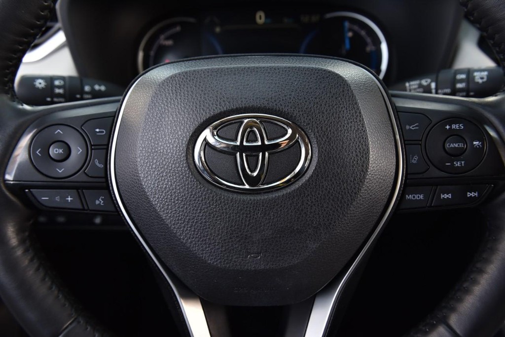 Toyota RAV4 Vehicle Image 18