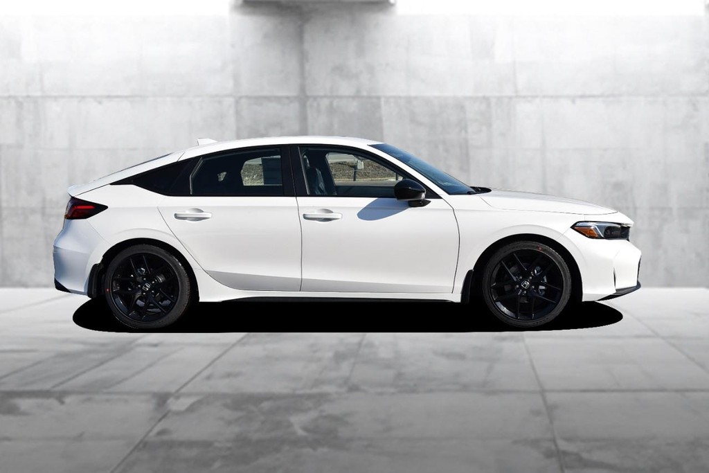 Honda Civic Hatchback Vehicle Image 05