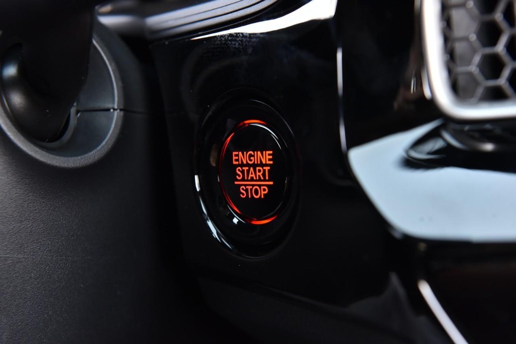 Honda Civic Hatchback Vehicle Image 18