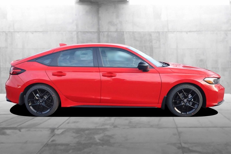 Honda Civic Hatchback Vehicle Image 05