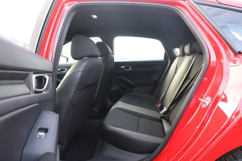 Honda Civic Hatchback Vehicle Image 20