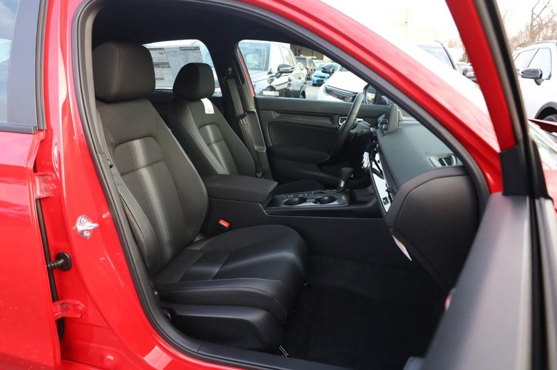 Honda Civic Hatchback Vehicle Image 23