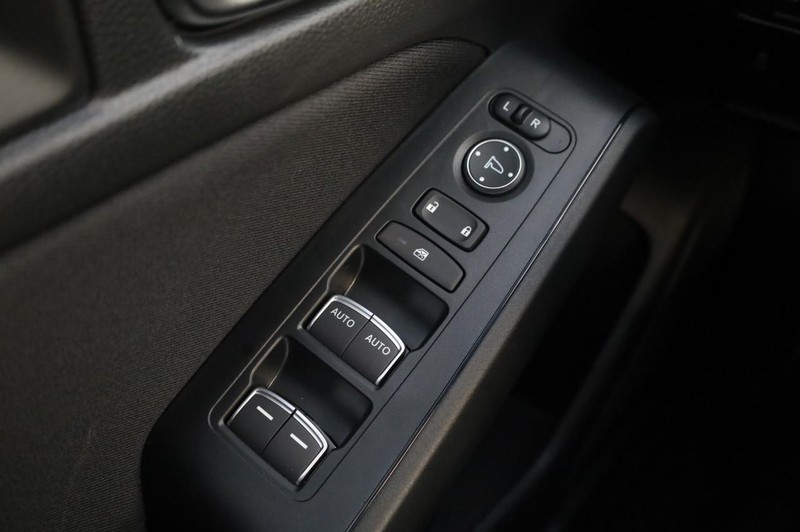 Honda Civic Hatchback Vehicle Image 17