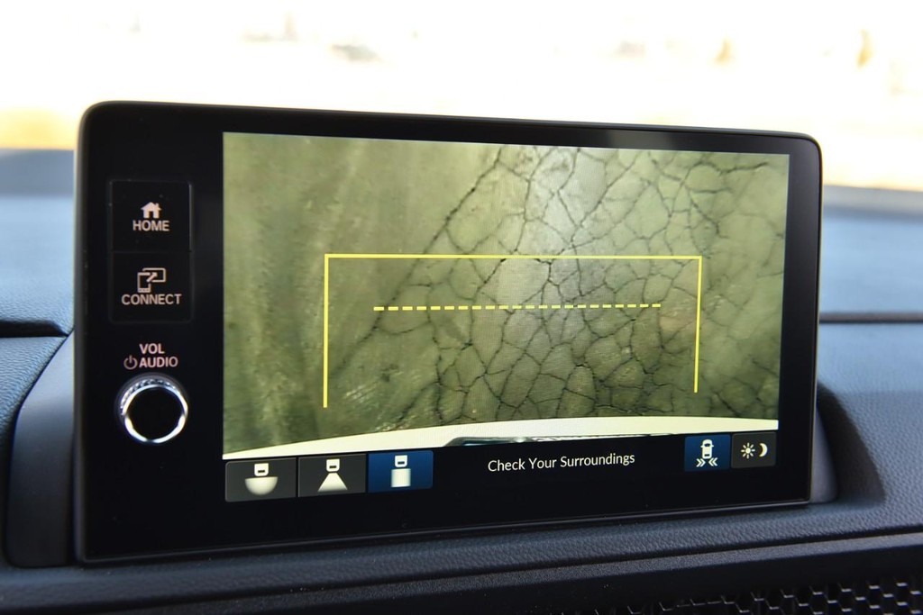 Honda CR-V Hybrid Vehicle Image 13