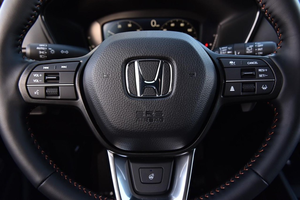 Honda CR-V Hybrid Vehicle Image 20