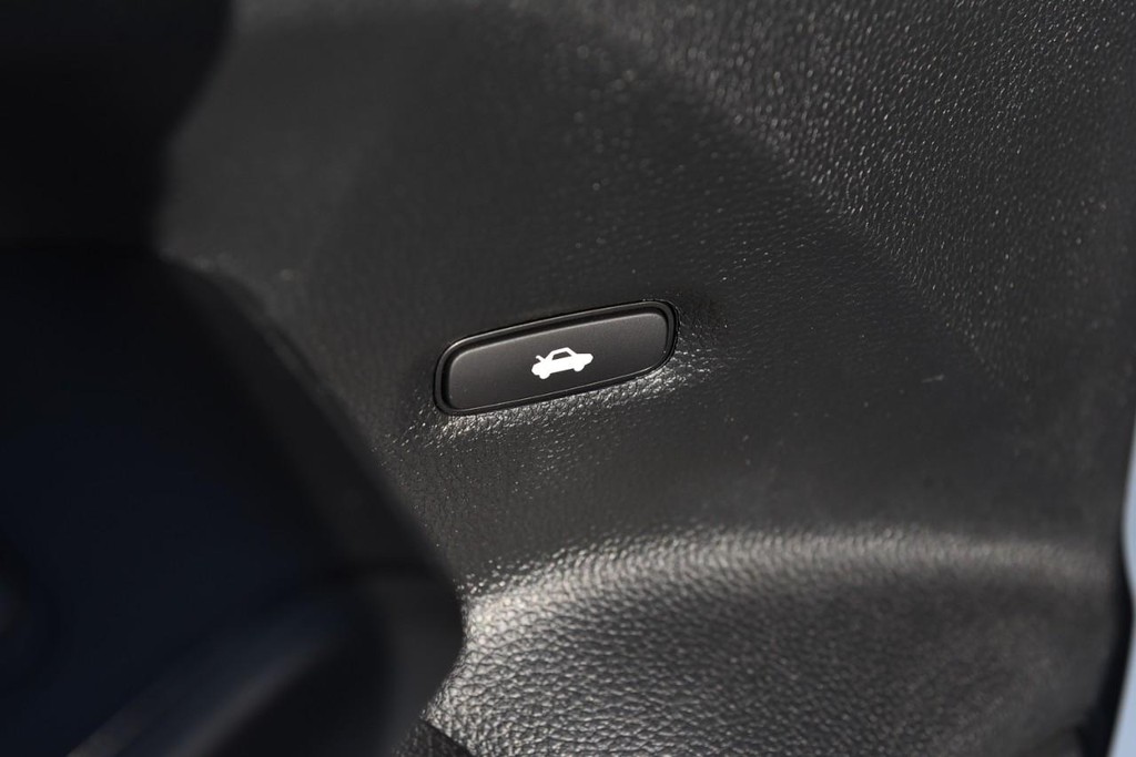 Honda Civic Sedan Vehicle Image 09