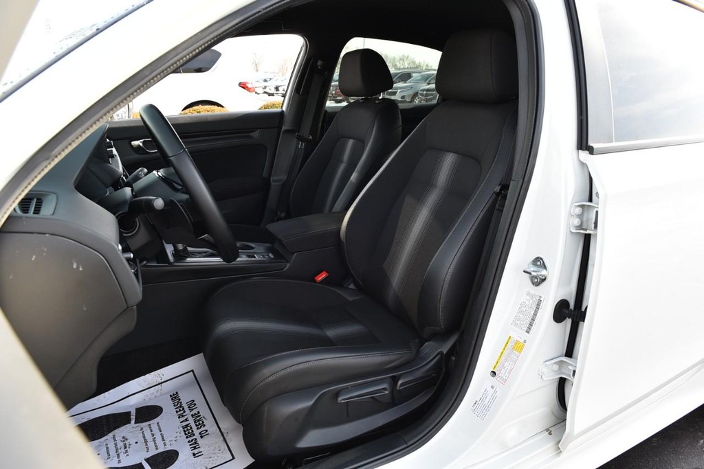 Honda Civic Sedan Vehicle Image 19