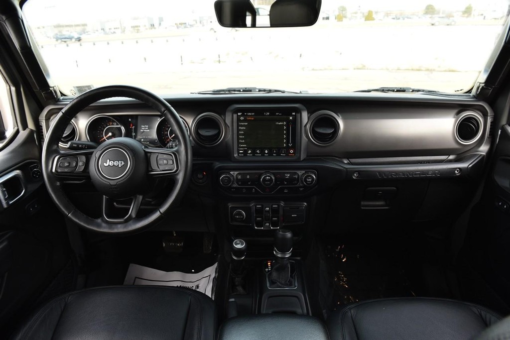 Jeep Wrangler Vehicle Image 07