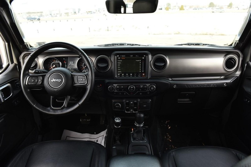 Jeep Wrangler Vehicle Image 07