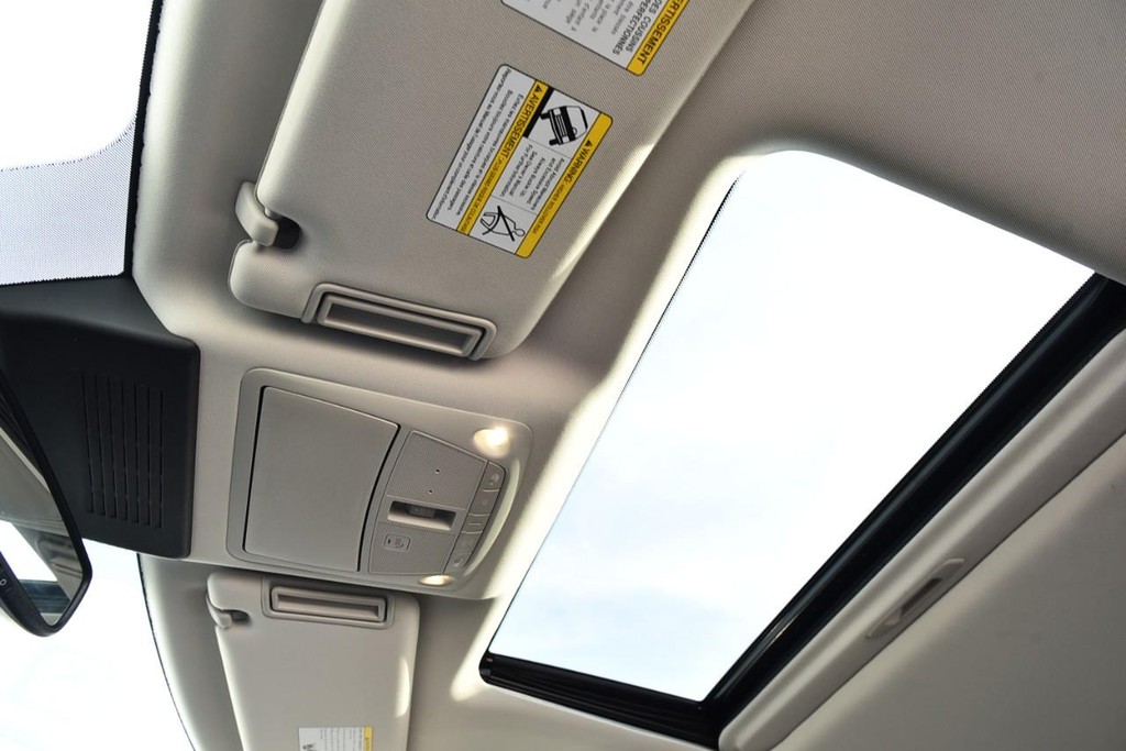 Nissan Armada Vehicle Image 27