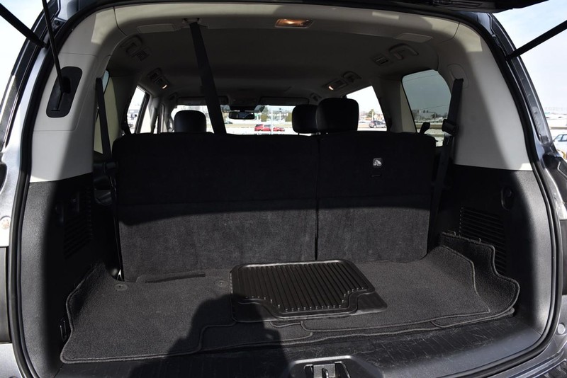 Nissan Armada Vehicle Image 32