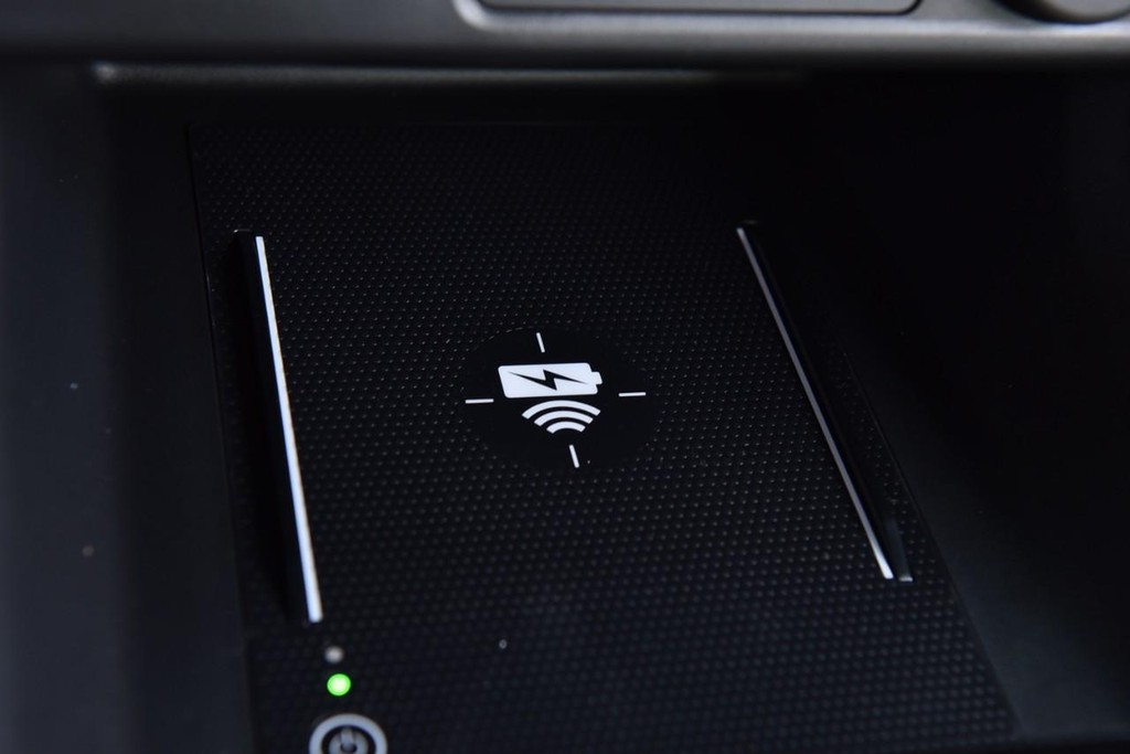 Honda Civic Sedan Hybrid Vehicle Image 18