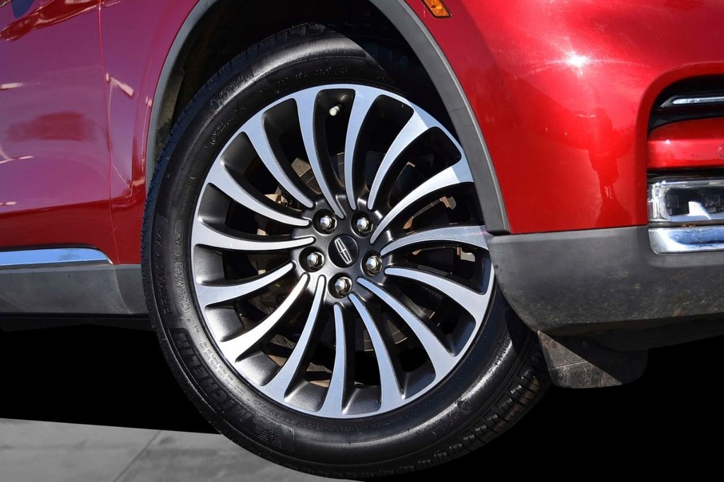 Lincoln Aviator Vehicle Image 03