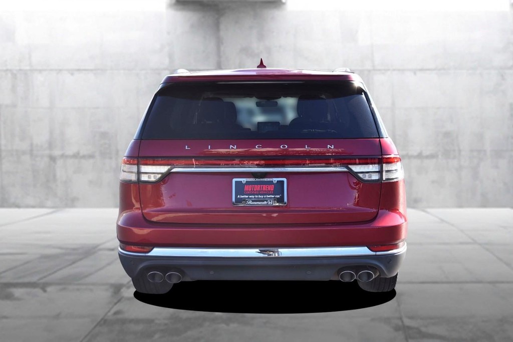 Lincoln Aviator Vehicle Image 06