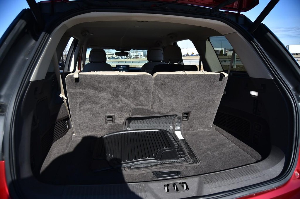 Lincoln Aviator Vehicle Image 25