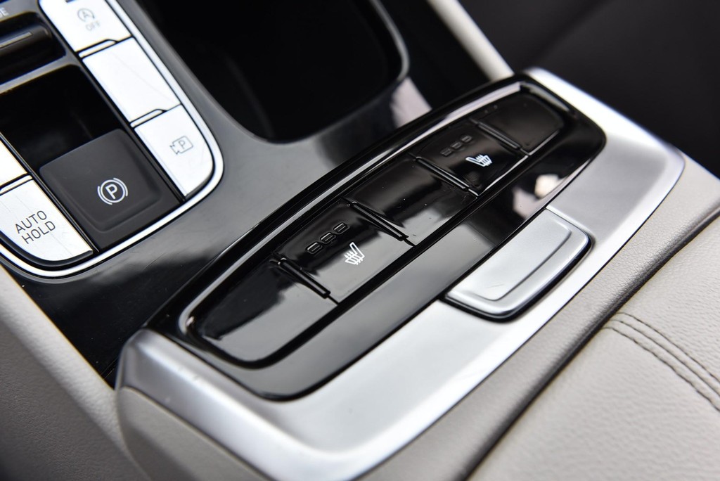 Hyundai Tucson Vehicle Image 17