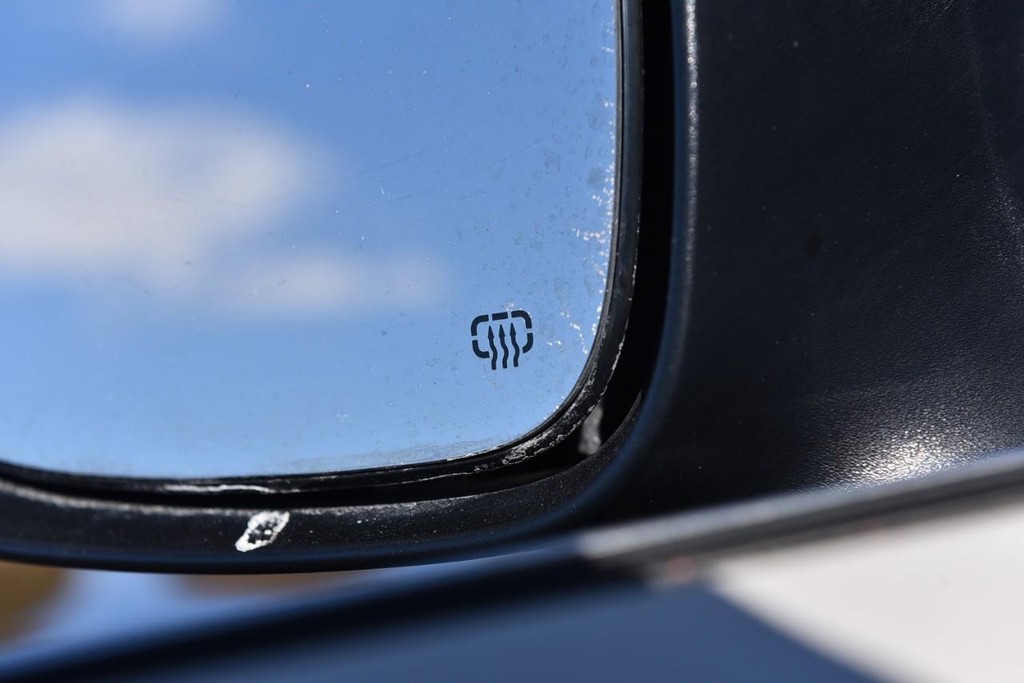 Chrysler Voyager Vehicle Image 09