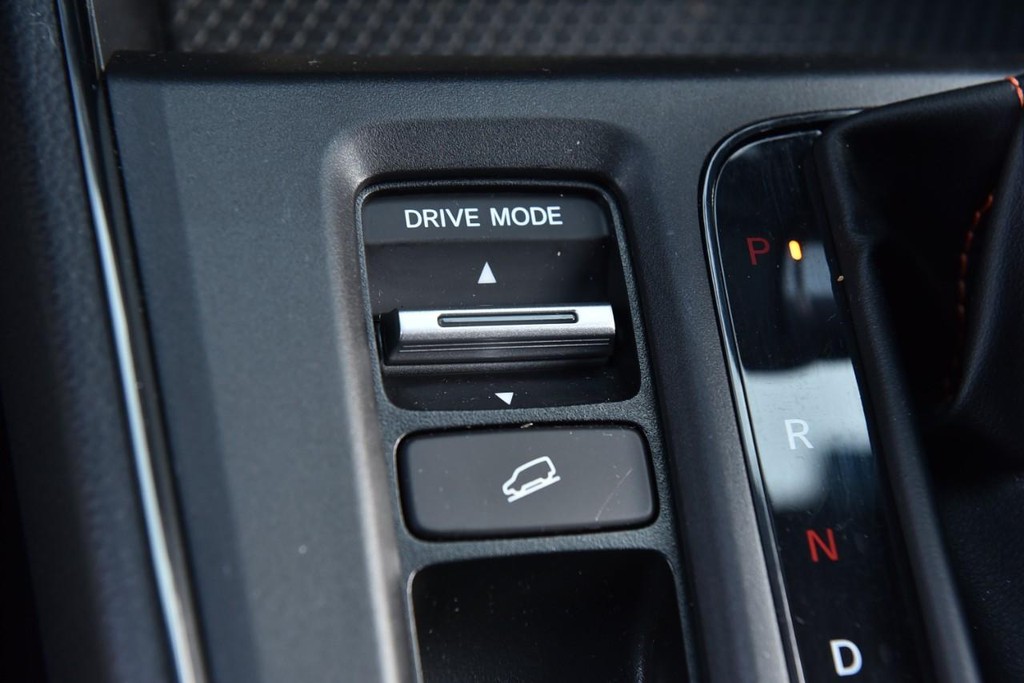 Honda CR-V Hybrid Vehicle Image 19