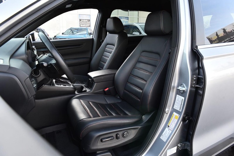 Honda CR-V Hybrid Vehicle Image 22