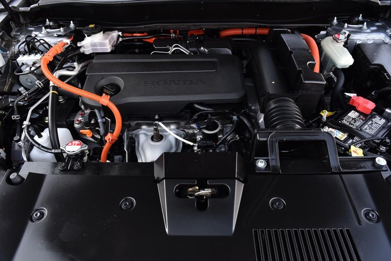 Honda CR-V Hybrid Vehicle Image 30