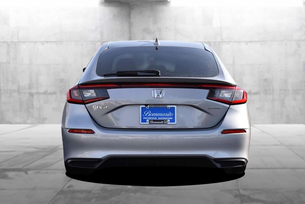 Honda Civic Hatchback Vehicle Image 06