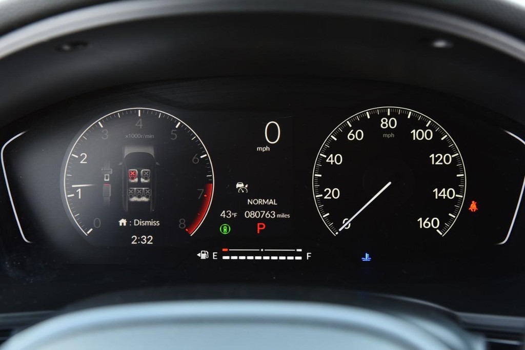 Honda Civic Hatchback Vehicle Image 10