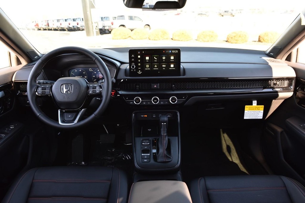 Honda CR-V Hybrid Vehicle Image 07