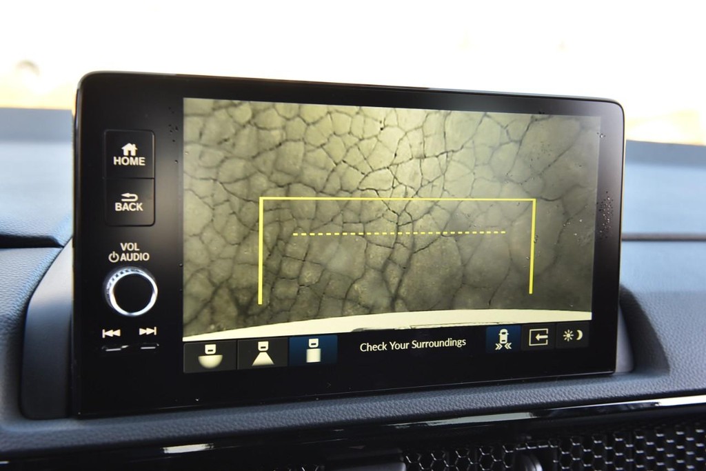 Honda CR-V Hybrid Vehicle Image 14