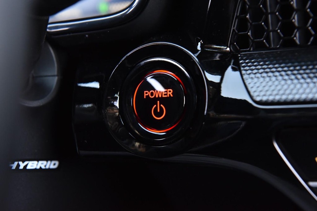 Honda CR-V Hybrid Vehicle Image 20