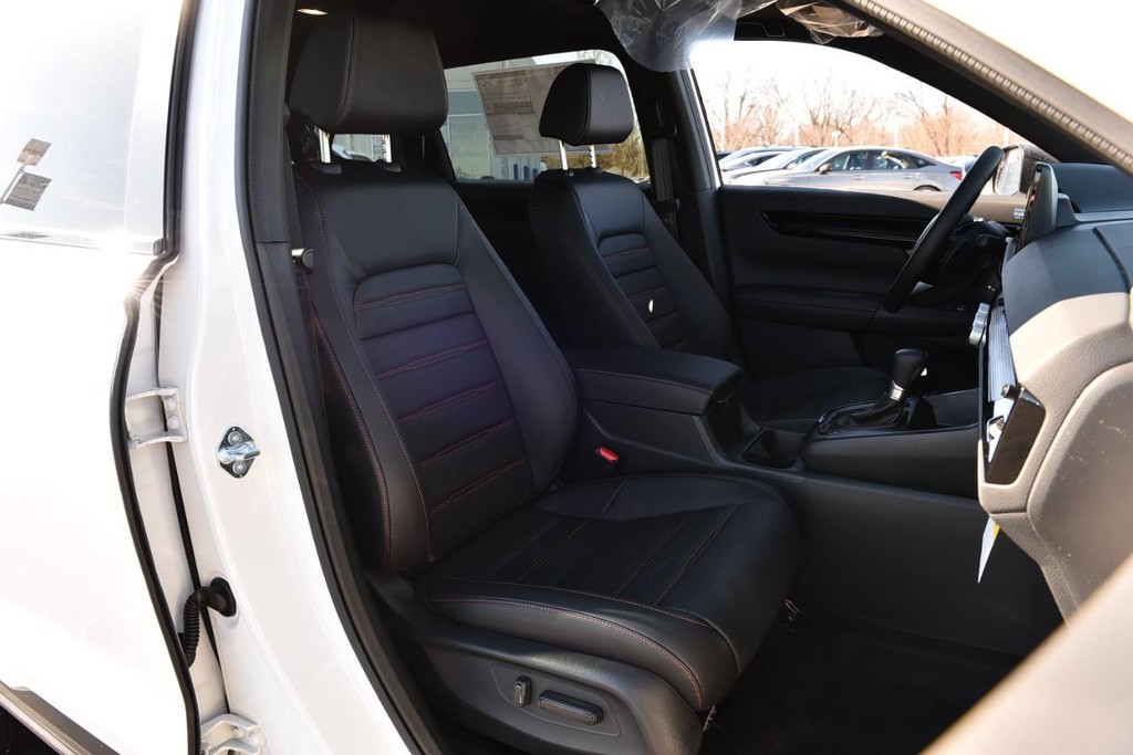 Honda CR-V Hybrid Vehicle Image 23