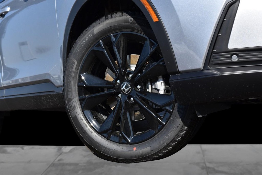 Honda CR-V Hybrid Vehicle Image 03