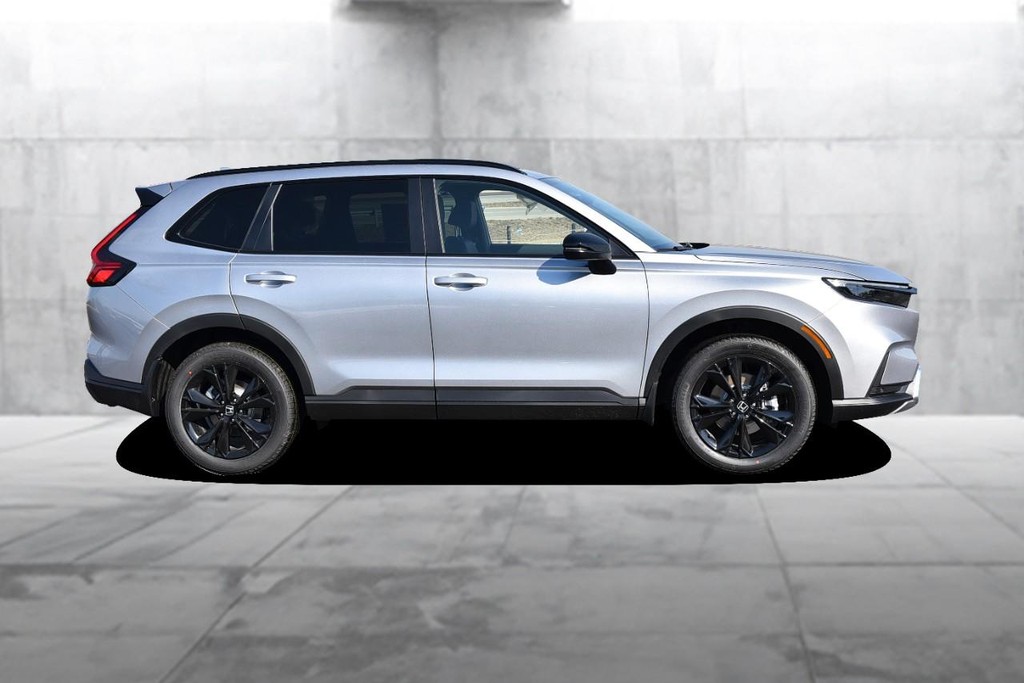 Honda CR-V Hybrid Vehicle Image 05