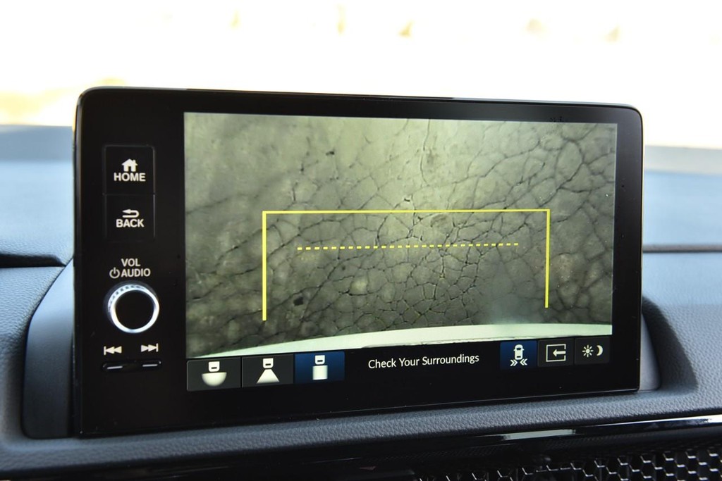 Honda CR-V Hybrid Vehicle Image 14