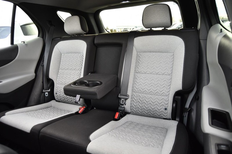 Chevrolet Equinox Vehicle Image 20
