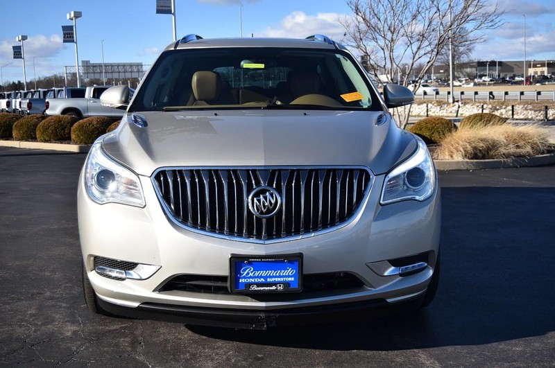 Buick Enclave Vehicle Full-screen Gallery Image 4