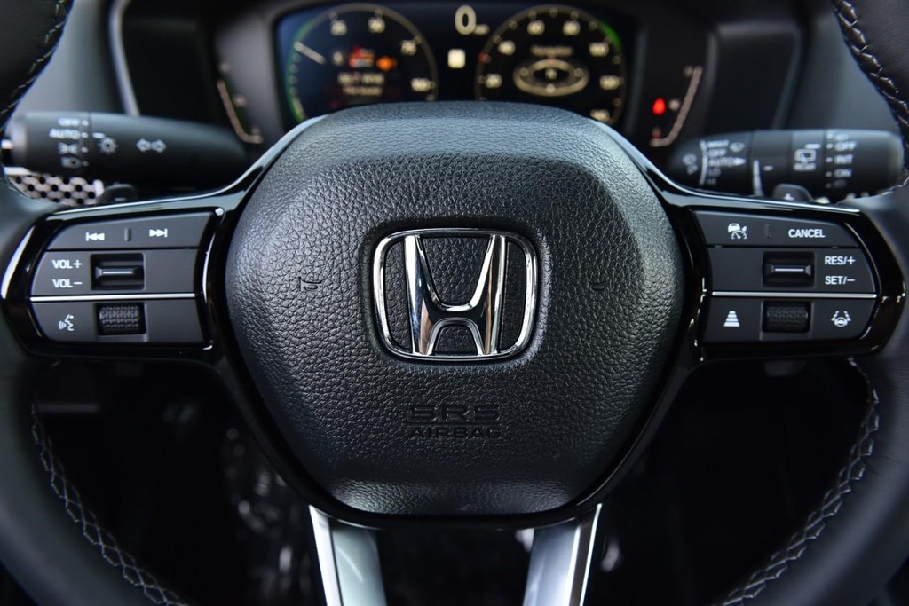 Honda Civic Hatchback Hybrid Vehicle Image 20