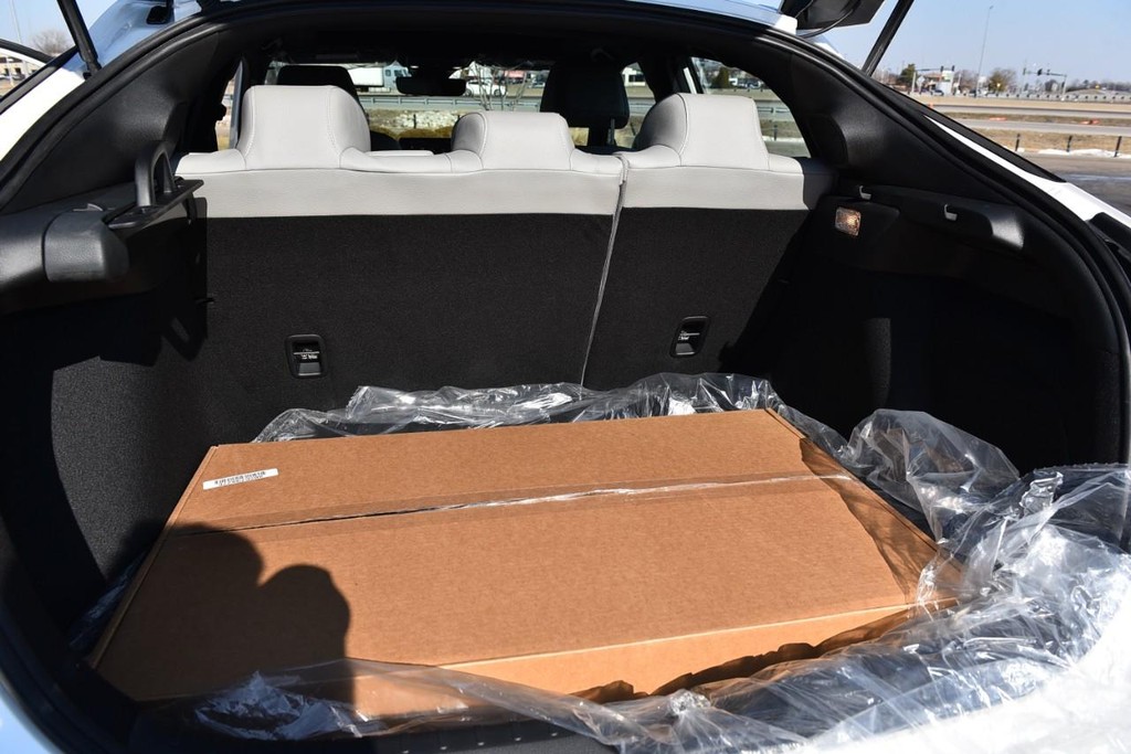 Honda Civic Hatchback Hybrid Vehicle Image 25