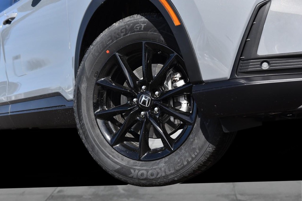 Honda CR-V Hybrid Vehicle Image 03