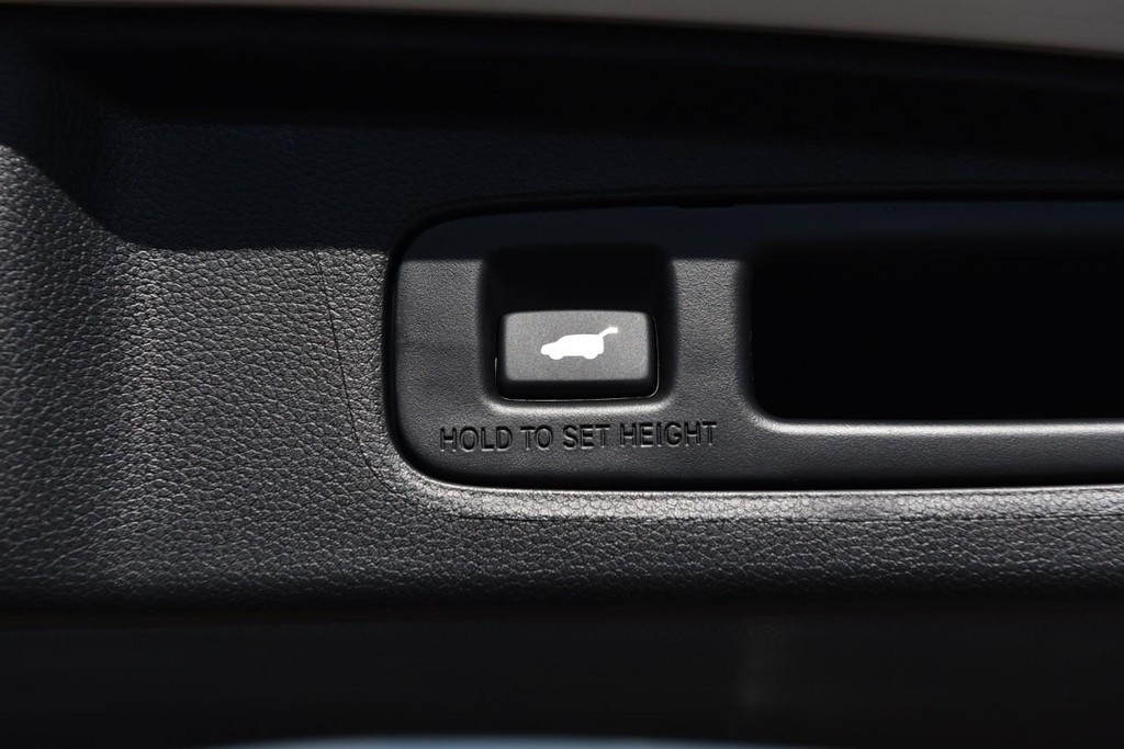 Honda CR-V Hybrid Vehicle Image 29