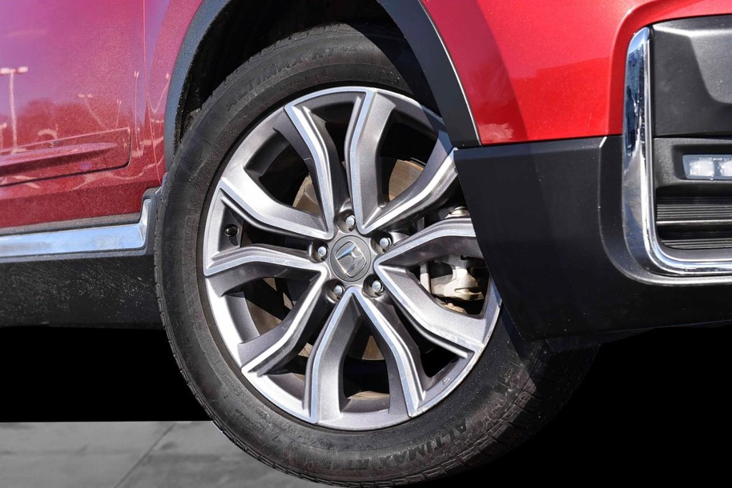 Honda CR-V Hybrid Vehicle Image 03